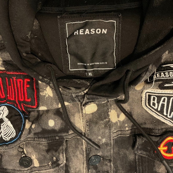 Reason NYC Moto Hooded Denim Jacket Mens XL Distressed Bleach Splatter Patches - Picture 2 of 16
